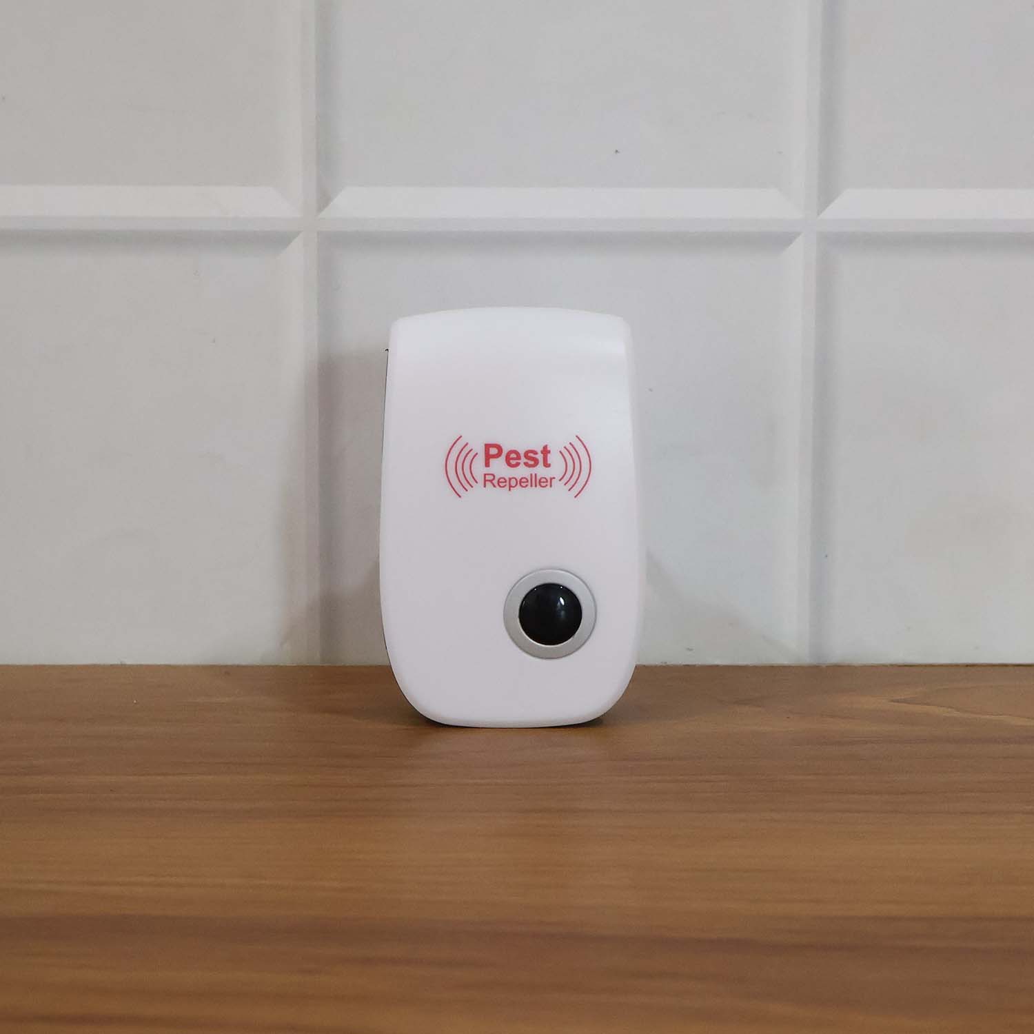Electric Pest Repeller - Ultrasonic Plug-in Pest Control Device (1 Pc)